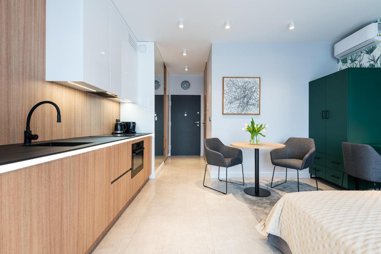Apartamenty Tespis - Sokolska 30 Towers カトヴィツェ エクステリア 写真