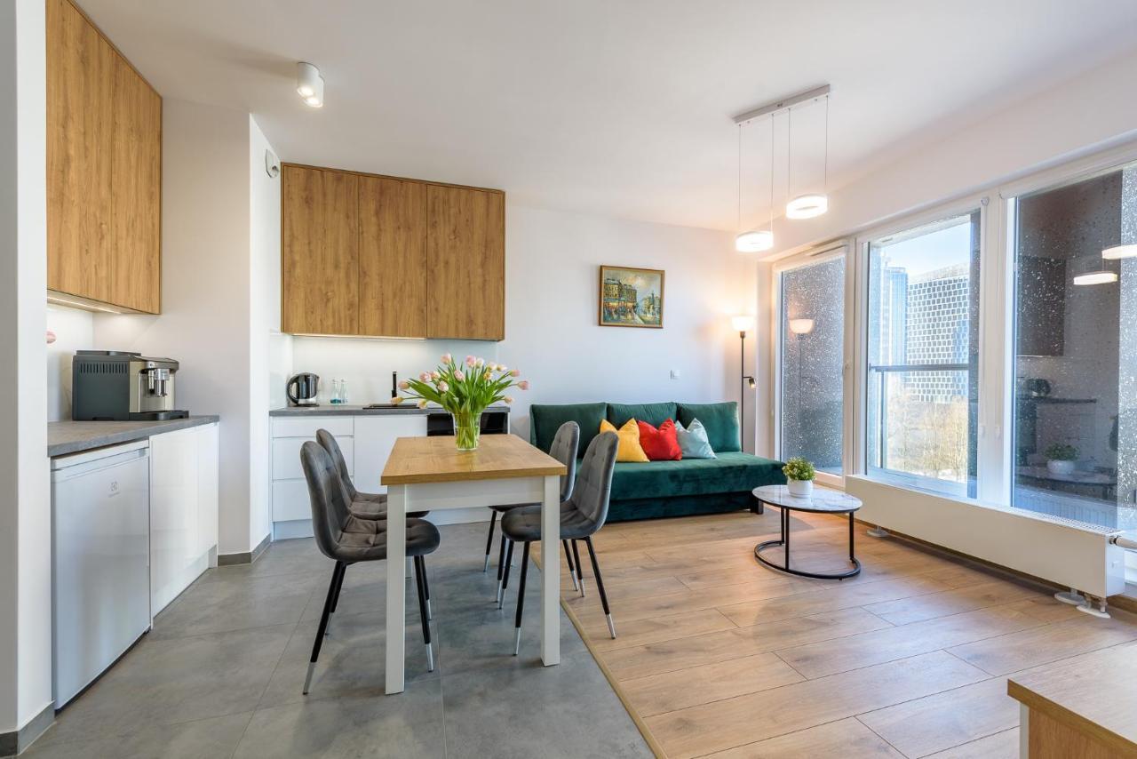 Apartamenty Tespis - Sokolska 30 Towers カトヴィツェ エクステリア 写真