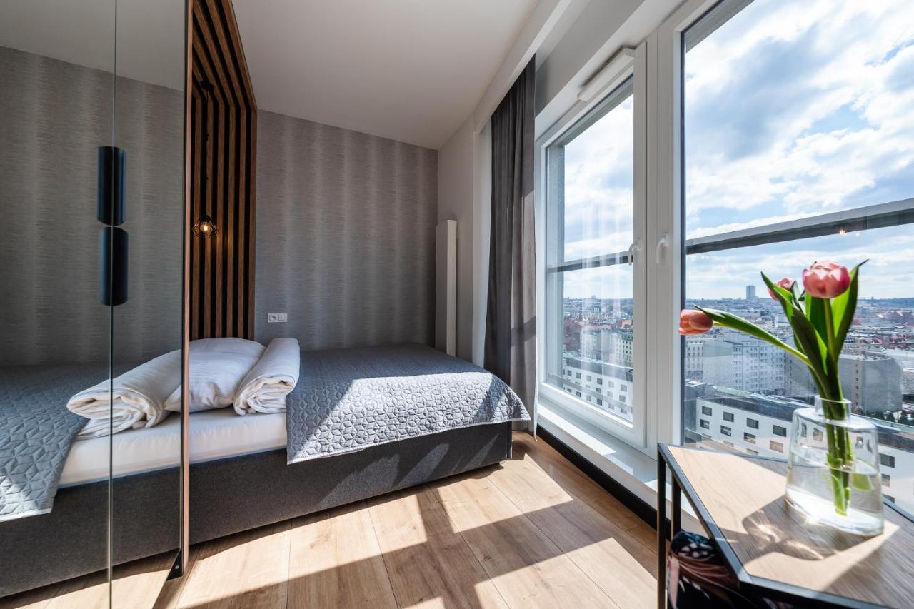 Apartamenty Tespis - Sokolska 30 Towers カトヴィツェ エクステリア 写真